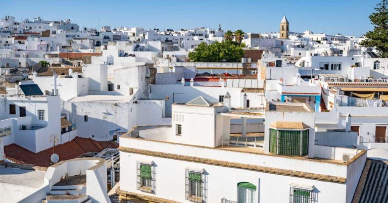 Internet en Conil: La Mejor Conexión con AIR WIFI